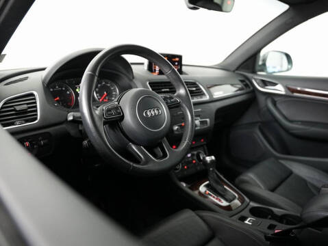 2016 Audi Q3 2.0T quattro Premium Plus