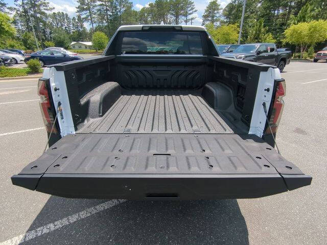 2025 Chevrolet Silverado EV LT