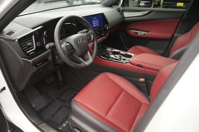 2025 Lexus NX 250 Premium