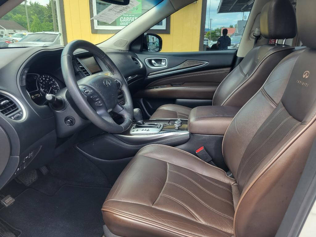 2014 INFINITI QX60 for sale at DAGO'S AUTO SALES LLC in Dalton, GA