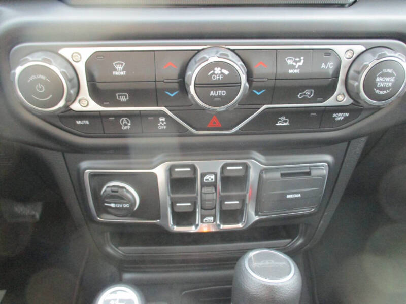 2023 Jeep Gladiator Sport S