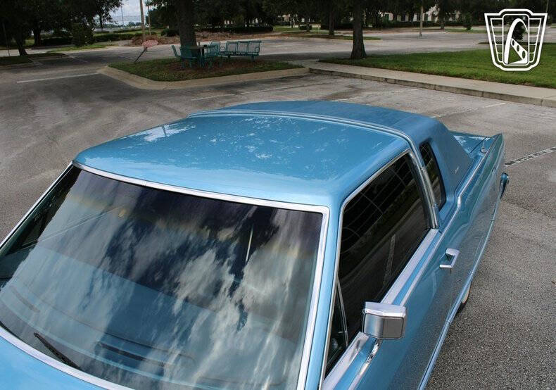 1977 Lincoln Continental