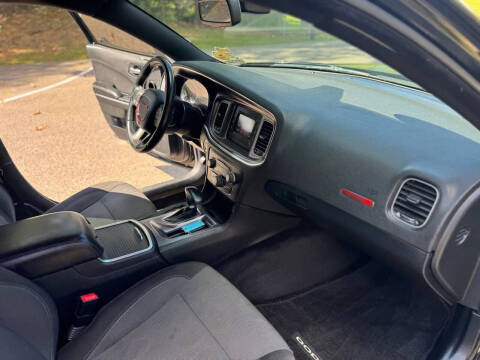 2015 Dodge Charger SE