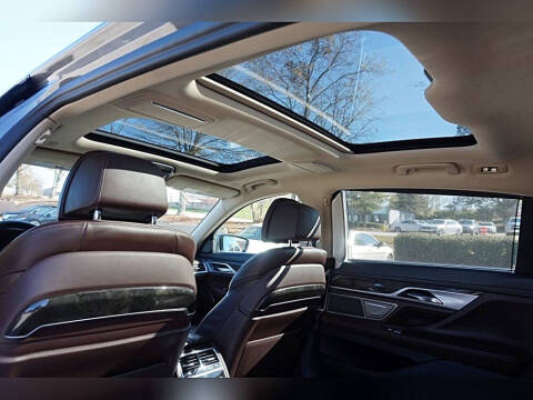 2017 BMW 7 Series 740i