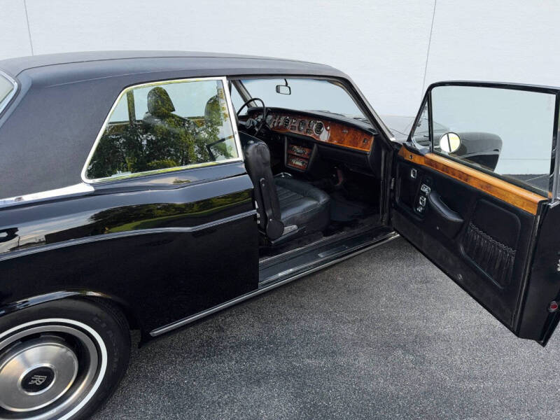 1975 Rolls-Royce Corniche