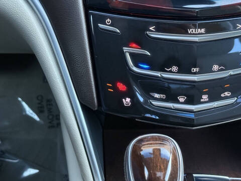 2017 Cadillac XTS Luxury