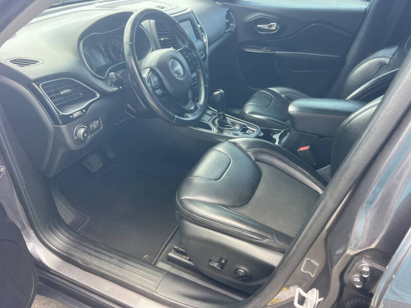 2020 Jeep Cherokee Altitude