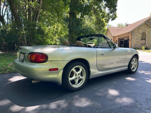 2000 Mazda MX-5 Miata