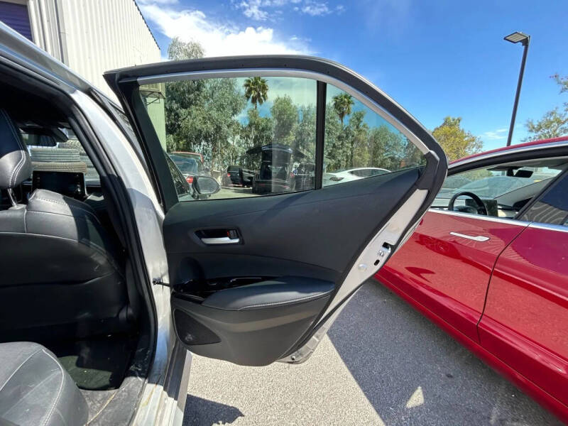 2020 Toyota Corolla Hatchback XSE