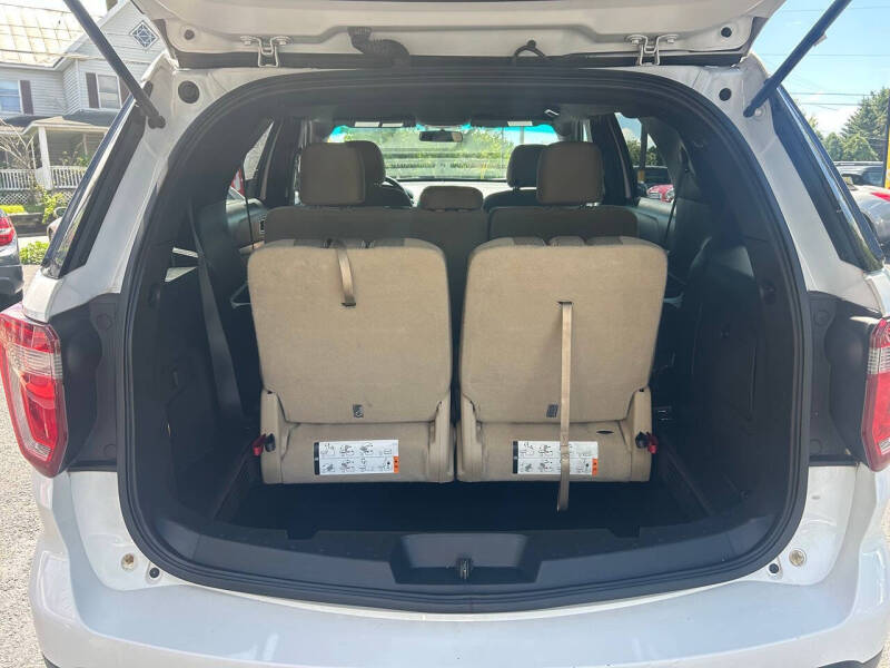 2016 Ford Explorer