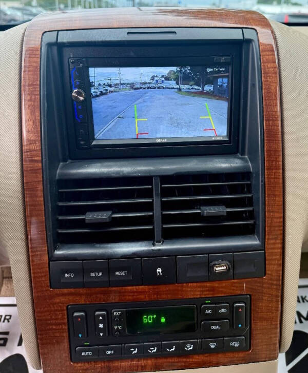 2009 Ford Explorer Eddie Bauer