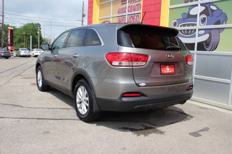 2017 Kia Sorento L