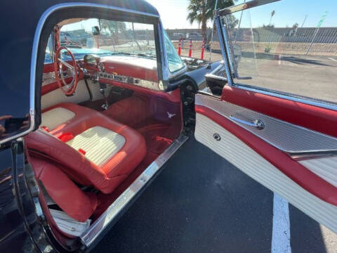 1956 Ford Thunderbird