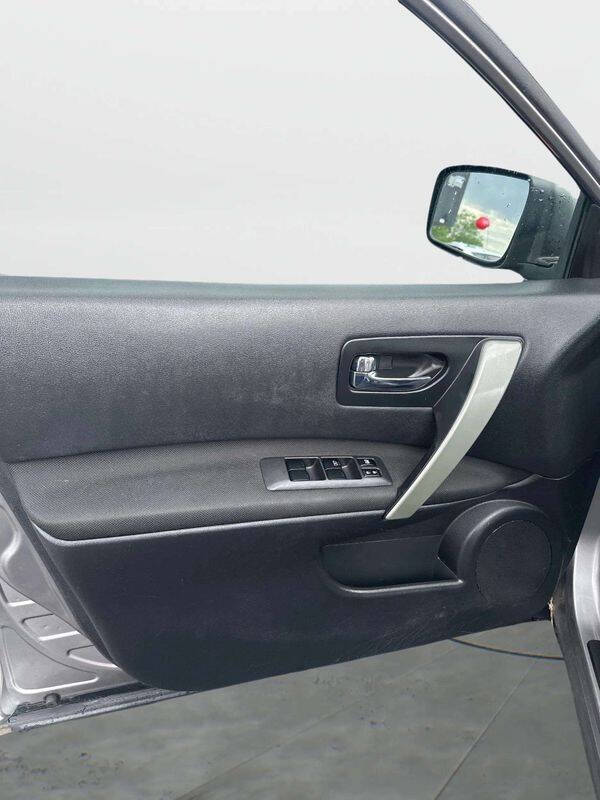 2011 Nissan Rogue S