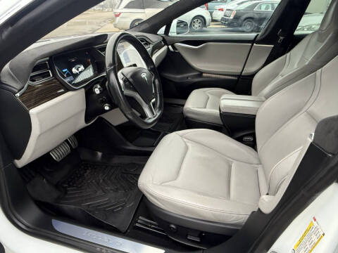 2015 Tesla Model S P85D