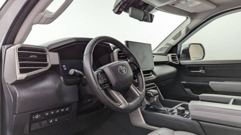 2023 Toyota Tundra Limited HV