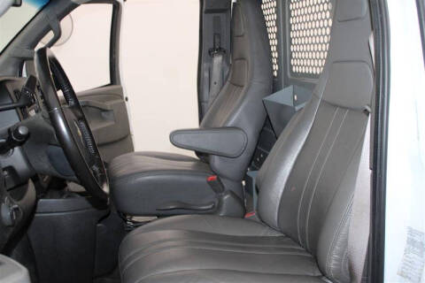 2023 Chevrolet Express 2500