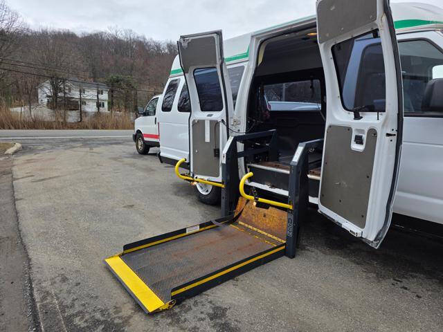 2012 Ford E-Series E-350 SD