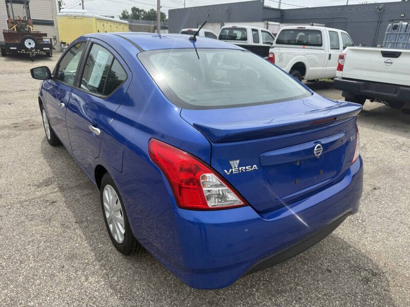 2017 Nissan Versa