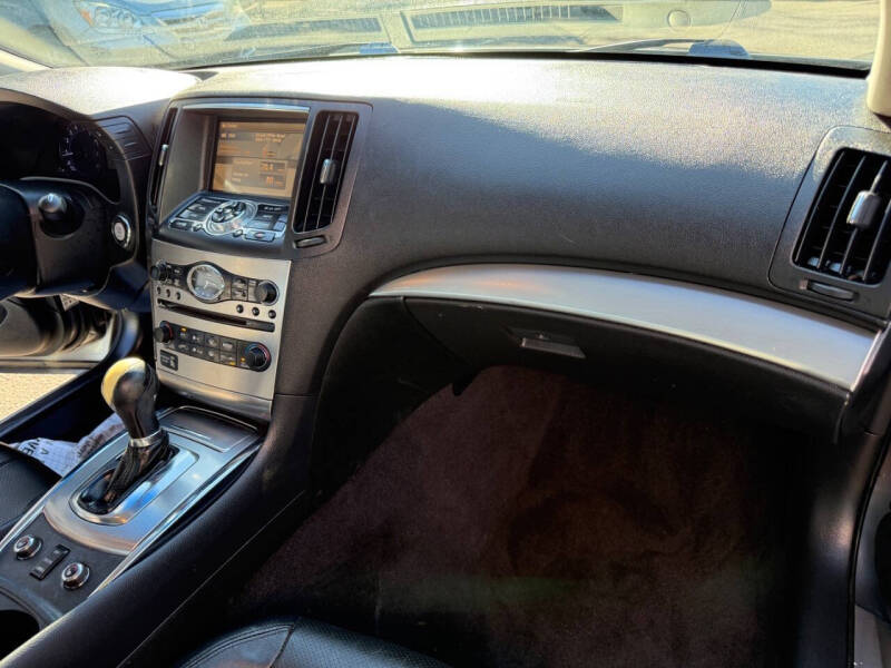 2012 Infiniti G37 Coupe x