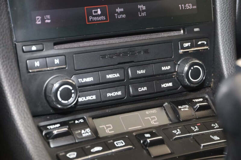 2019 Porsche 911 Carrera