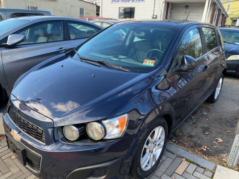 2015 Chevrolet Sonic for sale at UNION AUTO SALES in Vauxhall NJ
