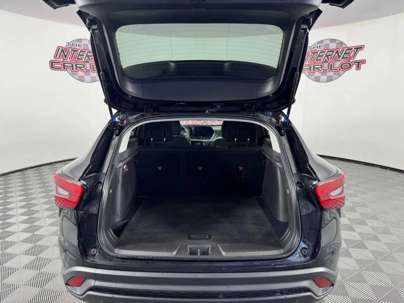 2025 Chevrolet Trax LS