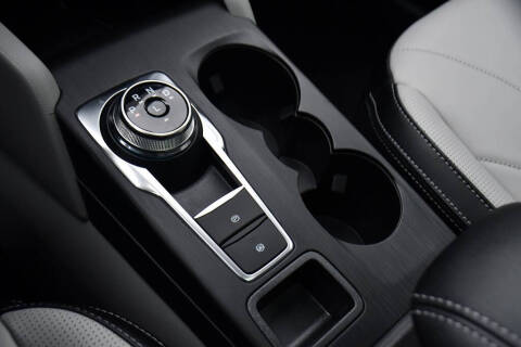 2026 Ford Escape Hybrid Platinum