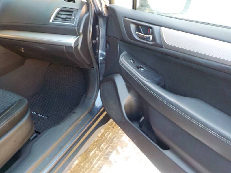 2016 Subaru Outback 2.5i Premium