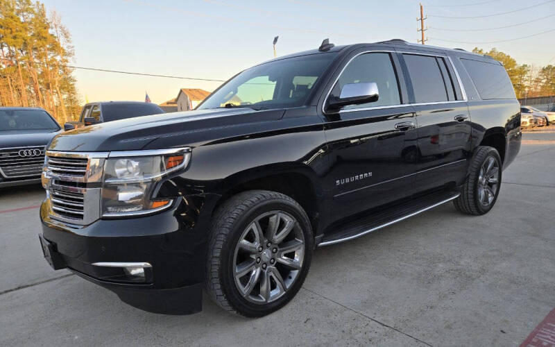 2015 Chevrolet Suburban LTZ photo 2