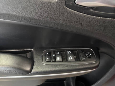 2023 Chrysler 300 Touring