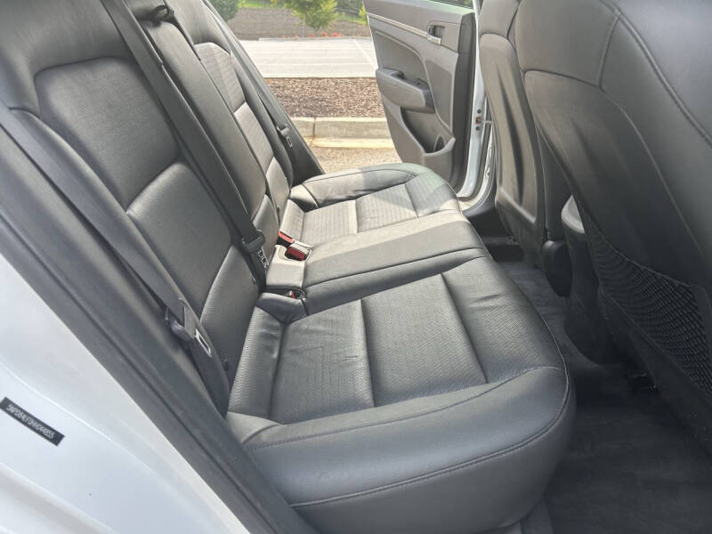 2017 Hyundai Elantra Limited