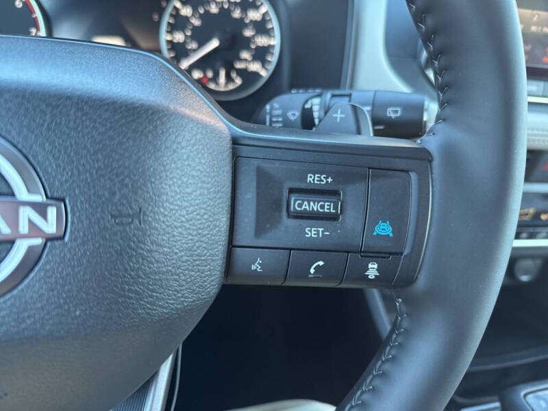 2025 Nissan Rogue SV