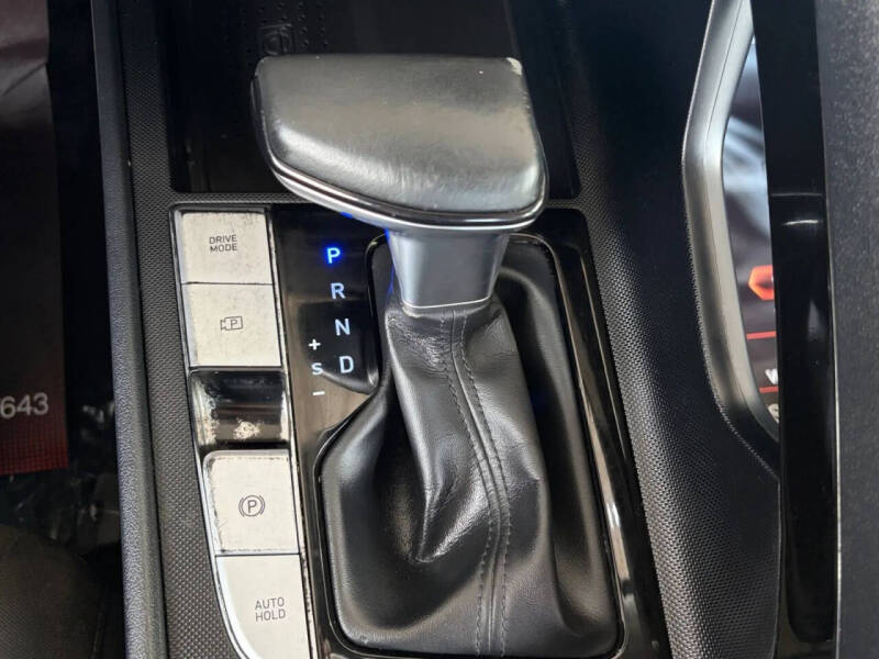 2022 Hyundai Elantra