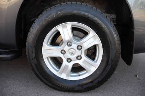 2012 Toyota Sequoia SR5