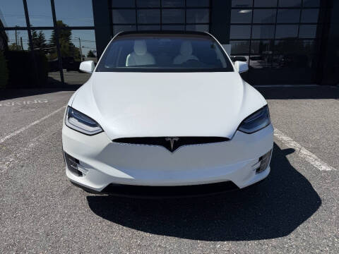 2019 Tesla Model X Standard Range