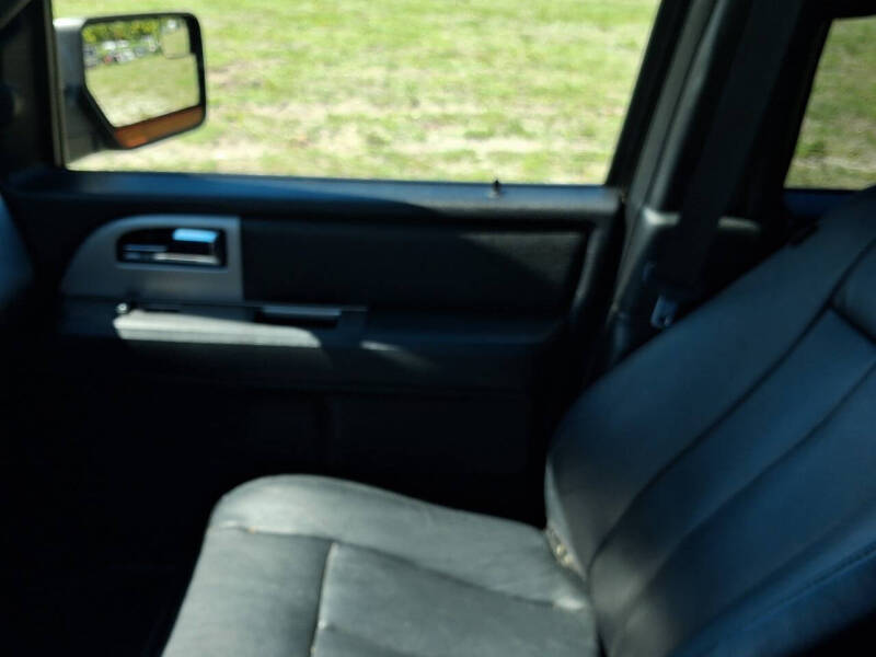2017 Ford Expedition EL XLT