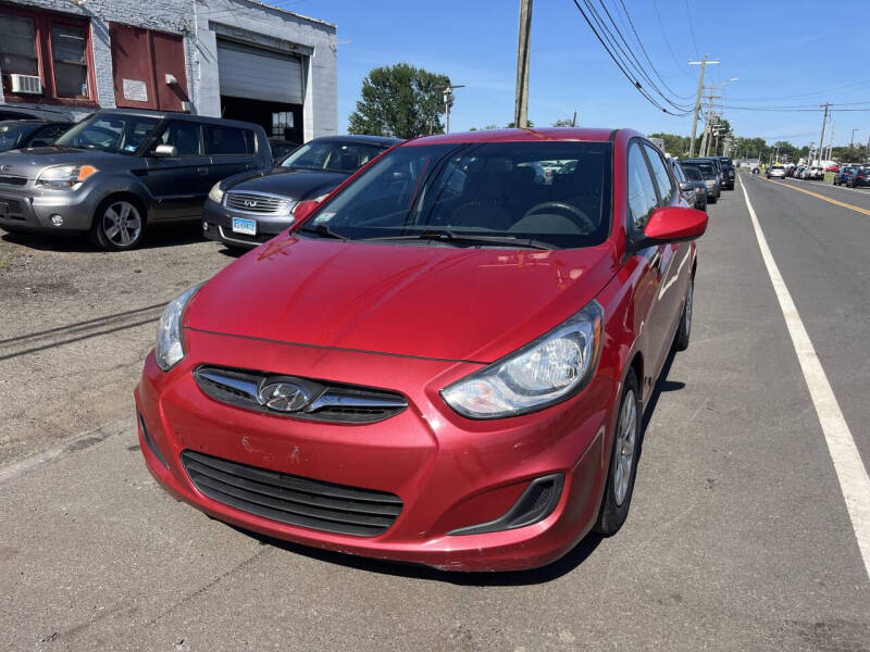 2013 Hyundai Accent GS