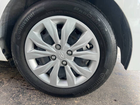 2022 Hyundai Accent SEL