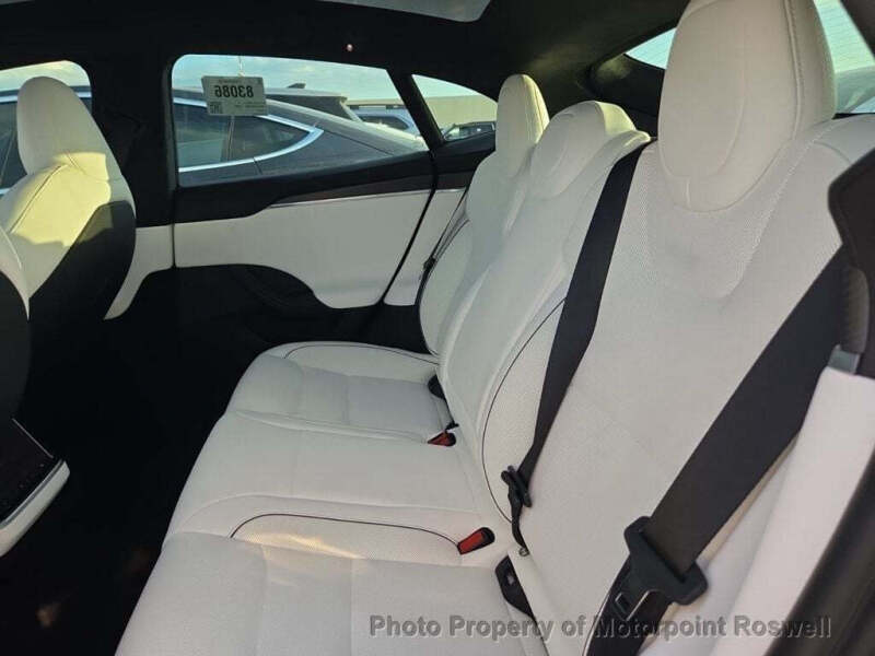 2024 Tesla Model S Plaid