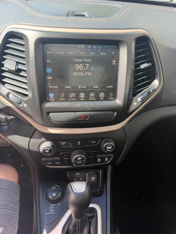 2016 Jeep Cherokee Latitude