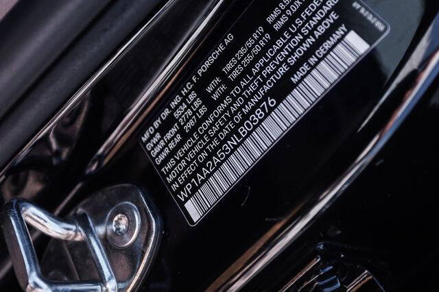 2022 Porsche Macan