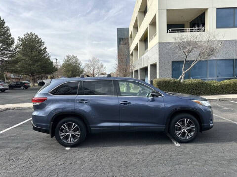 2017 Toyota Highlander LE Plus