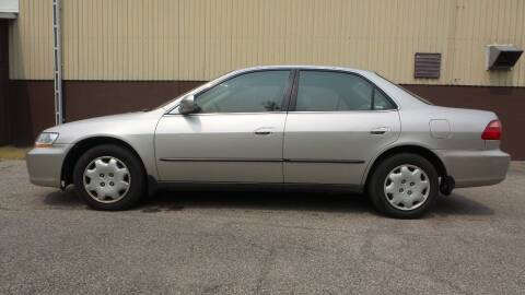 1999 Honda Accord for sale at Car $mart in Masury OH