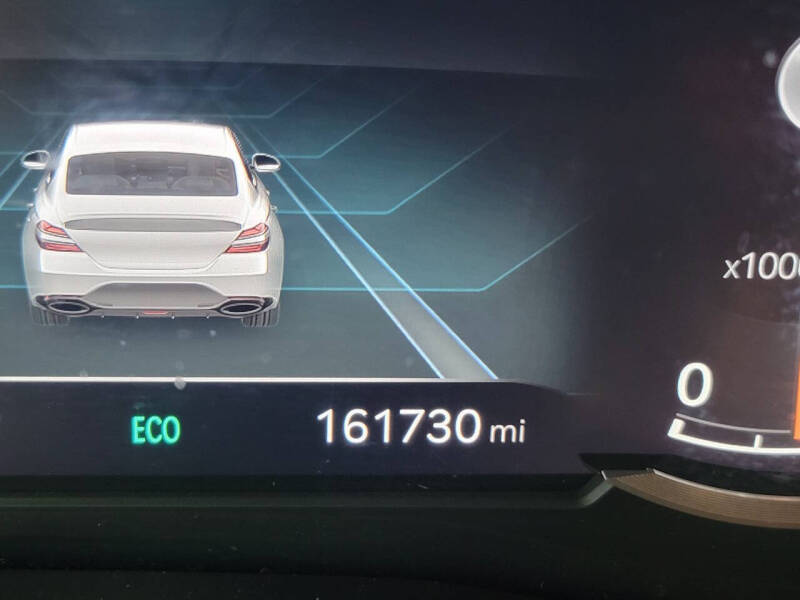 2022 Genesis G70 2.0T