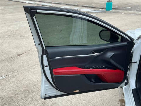 2019 Toyota Camry XSE