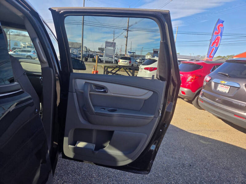 2015 Chevrolet Traverse LS
