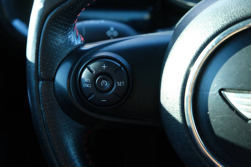 2017 MINI Clubman Cooper