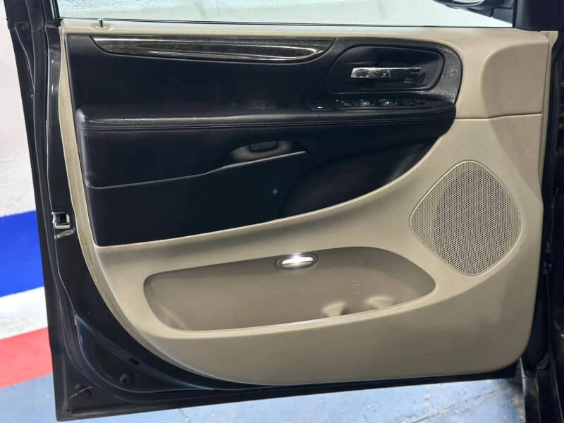 2012 Dodge Grand Caravan SXT