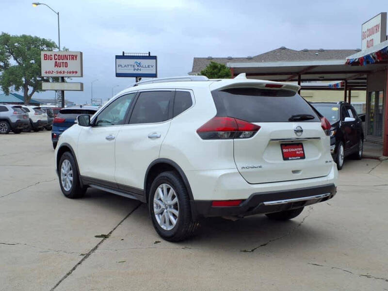 2018 Nissan Rogue SV